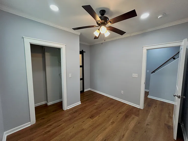 112 Hodgens Dr — Photo 12