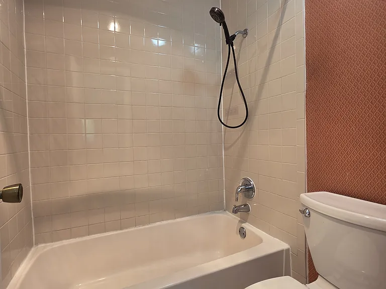 8818 Clearbrook Trl #A — Photo 16