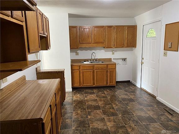 5th image of 3547 Etter Dr