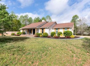 7935 Knight Rd, Gainesville, GA 30506