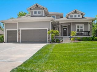 24031 W 121st St, Olathe, KS 66061