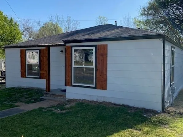 305 24th St SE, Paris, TX 75460