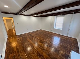 180 East St #B, Philadelphia, PA 19127