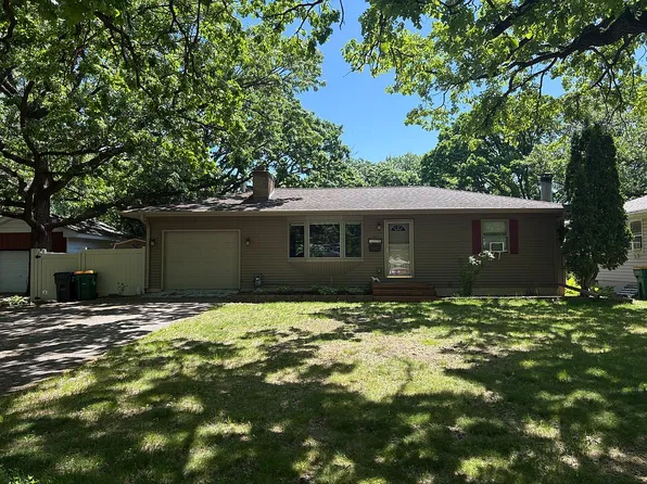 5220 Quail Ave N, Crystal, MN 55429