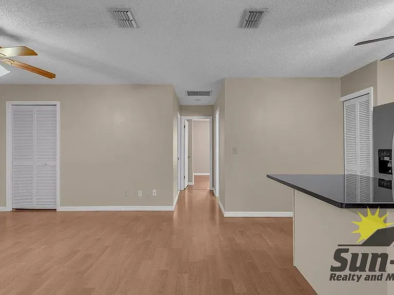 1005 Fox Trace Ct #1 — Photo 2