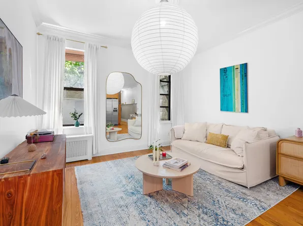 14 Butler Place image 1 of 7