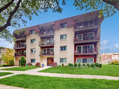 339 Home Ave APT 2D, Oak Park, IL, 60302