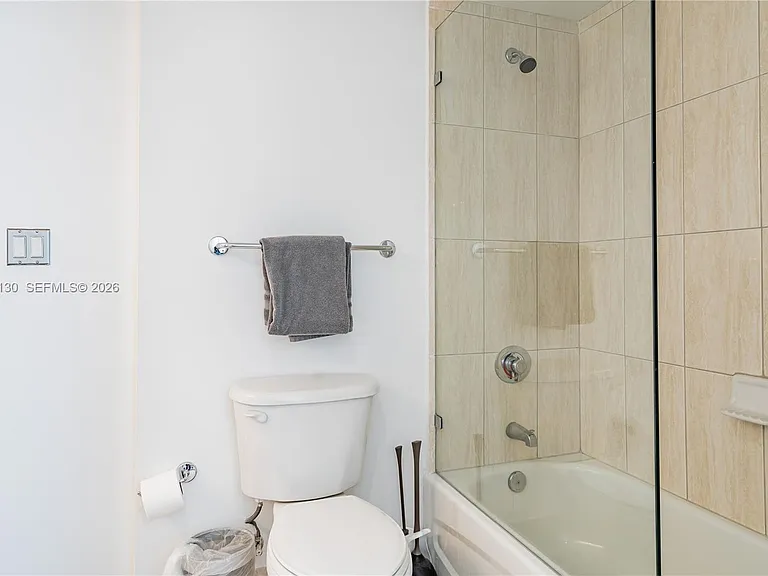 1750 N Bayshore Dr #3914 — Photo 21