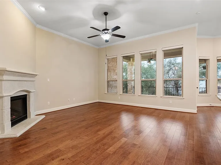 208 Maxwell Way — Photo 11