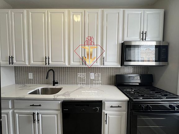2nd image of 67 Stuyvesant Ave #E35