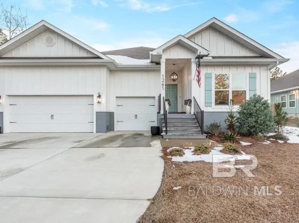 1261 Holland St, Gulf Shores, AL 36542