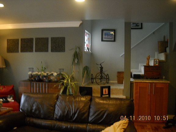 4th image of 16637 Runnymede St
