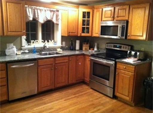 5th image of 46 Winterberry Dr