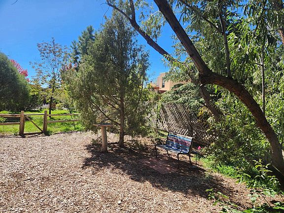 3rd image of 18 Comanche Road #33