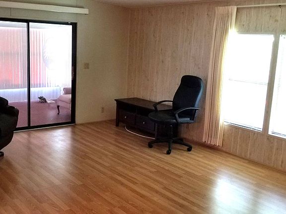 5th image of 2425 Harden Blvd Lot 214