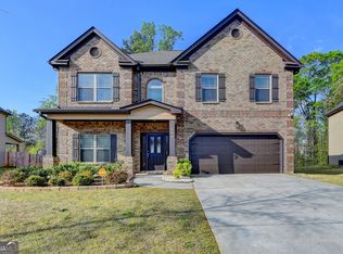 250 Misty Grove Dr, Loganville, GA 30052