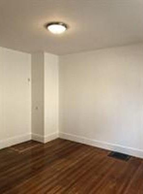 3rd image of 16 Bigelow St