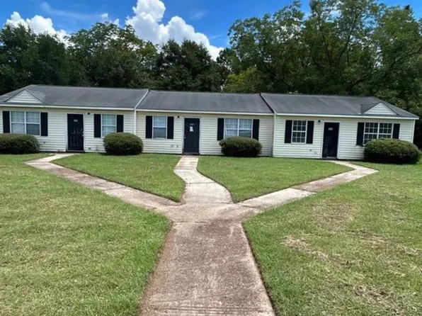 559 Green Gable Ct, Camilla, GA 31730