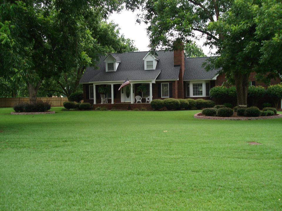 1st image of 101 Esterine Dr