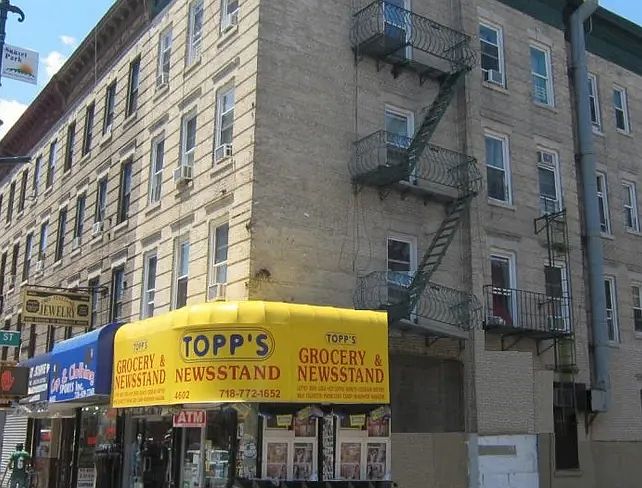 2nd image of 476 46th St #Bld