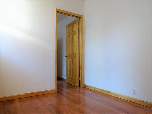 Rented by Crosstown Apartments NYC | media 12