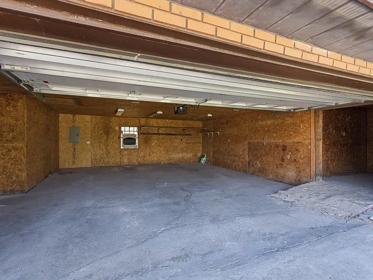 758 Woodruff Ave — Photo 16