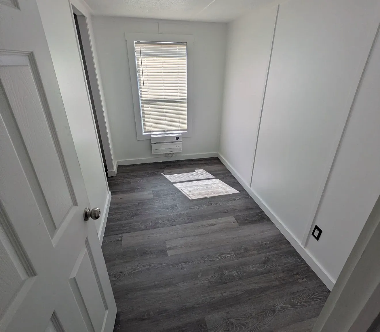 2 bed, $1,100 — Photo 4