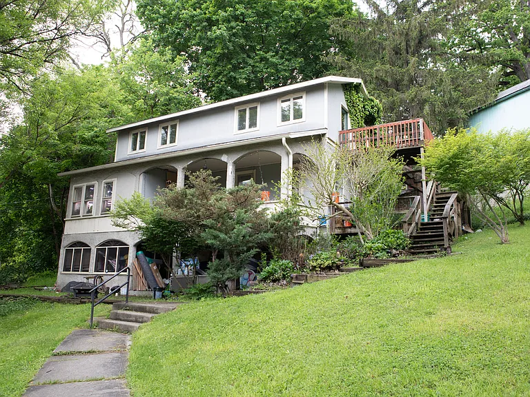 202 Floral Ave #B — Photo 15