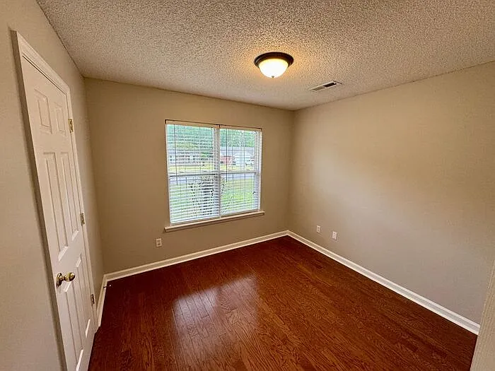 103 Balsam Poplar Way — Photo 17