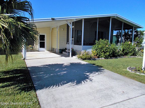 2nd image of 1013 Ginger Ln