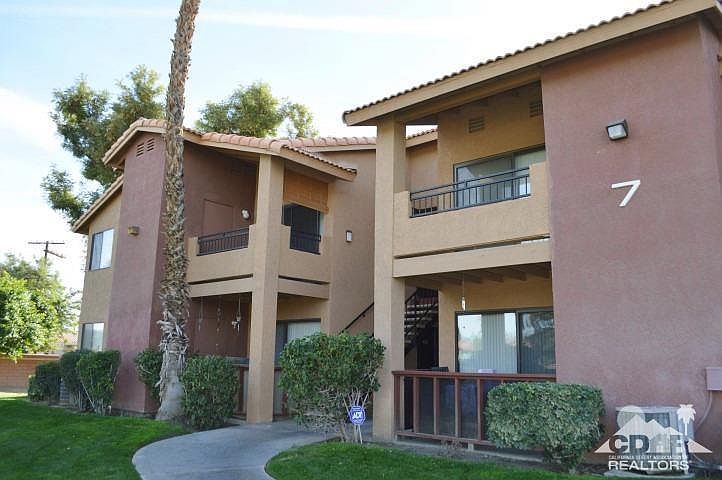 1st image of 78650 Avenue 42 APT 702