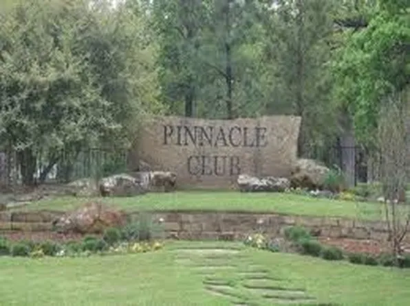 285 Hide A Way Dr, Mabank, TX 75156