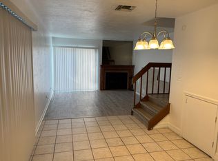 821 SW 60th Ter, Gainesville, FL 32607