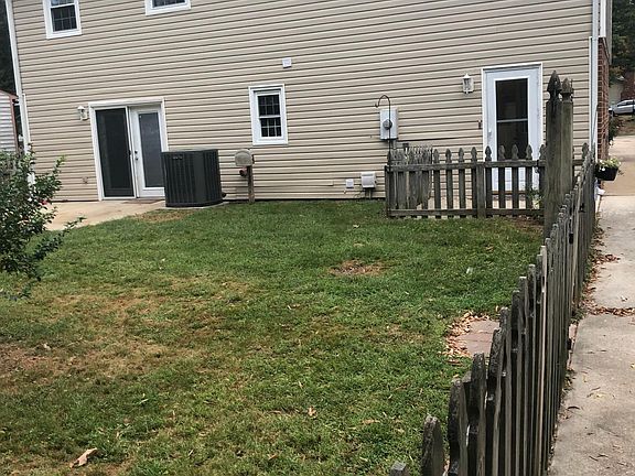 2nd image of 517 Briarwood Cir