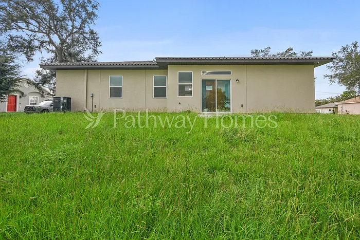1951 Michigan Dr — Photo 17