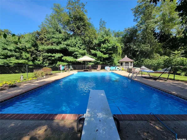 139 Southfields Road, Aquebogue, NY 11931