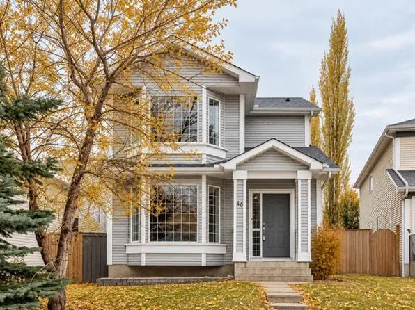 40 N Mount Lorette Close SE, Calgary, AB T2Z 2L6