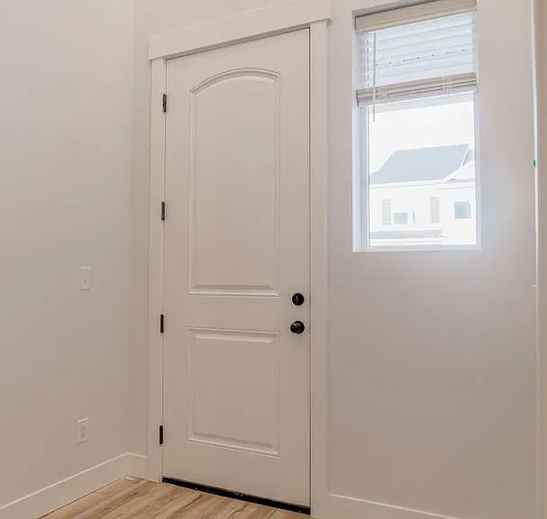 2010 N 3930 W — Photo 3