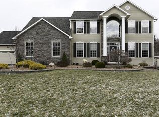 5901 Miralago Ln, Brewerton, NY 13029