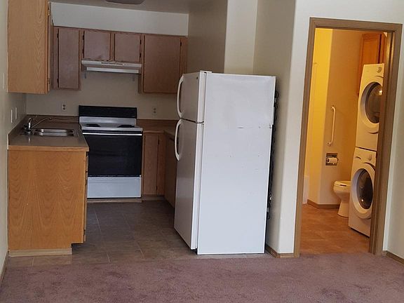 Kitchen/Bathroom