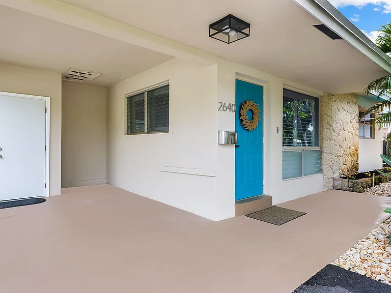 2640 NW 9th Ln — Photo 36