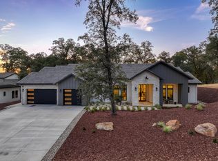 12985 Austin Forest Cir, Auburn, CA 95602