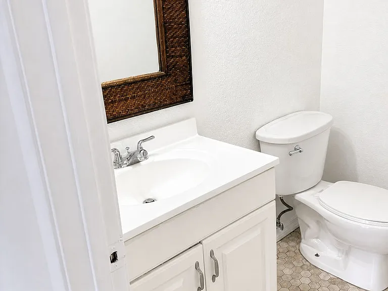 300 Bayou Blvd #116 — Photo 10
