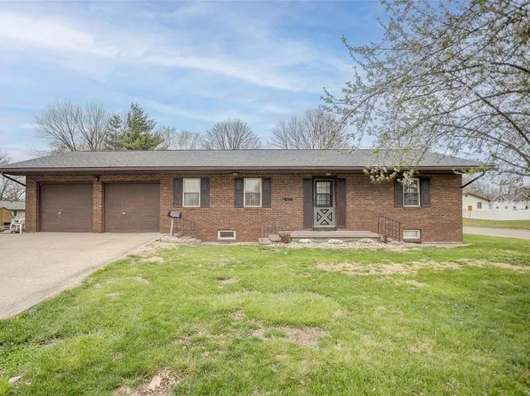 421 Fletcher St, Jerseyville, IL 62052