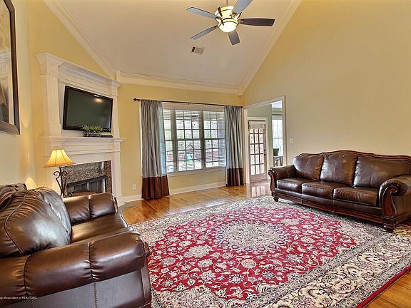 4th image of 4866 Delbridge Ct E