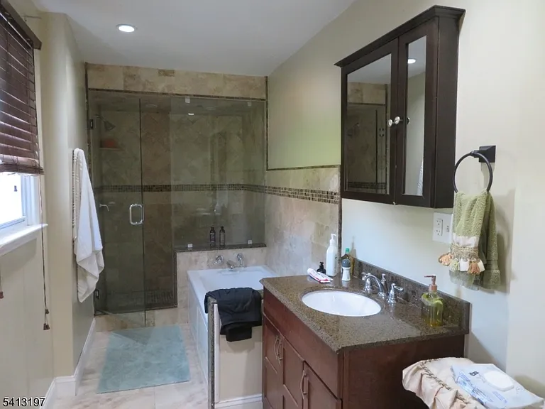 197 Valley St #2 — Photo 6