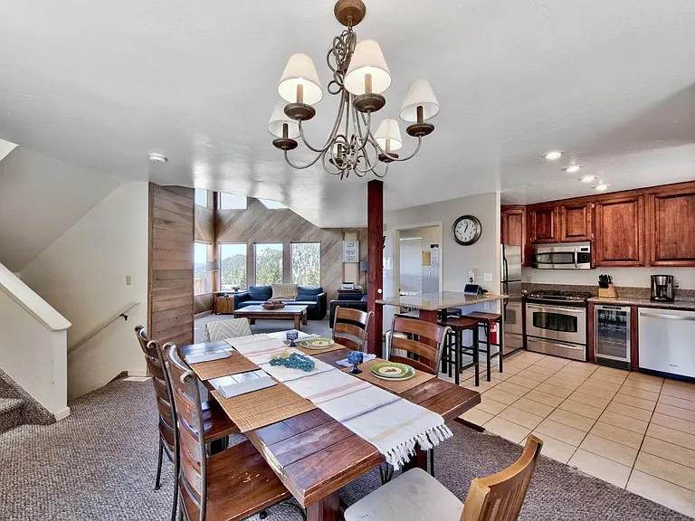 762 Bigler Ct — Photo 23