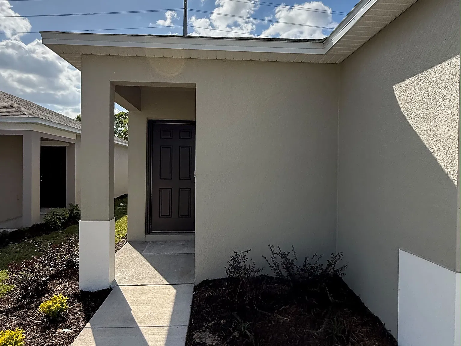 3 bed, 1603 sqft, $2,100 — Photo 3