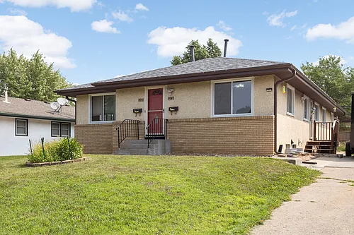 4949 Jackson St NE Photo 1