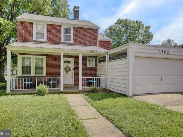 1202 E Wyomissing Blvd, Reading, PA 19611